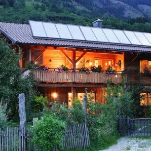 Kombination von Holzrahmenbau mit Massivholzsystem Holz100