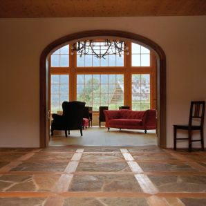 Massivholzbau mit Vollholzböden von Thoma Holz100